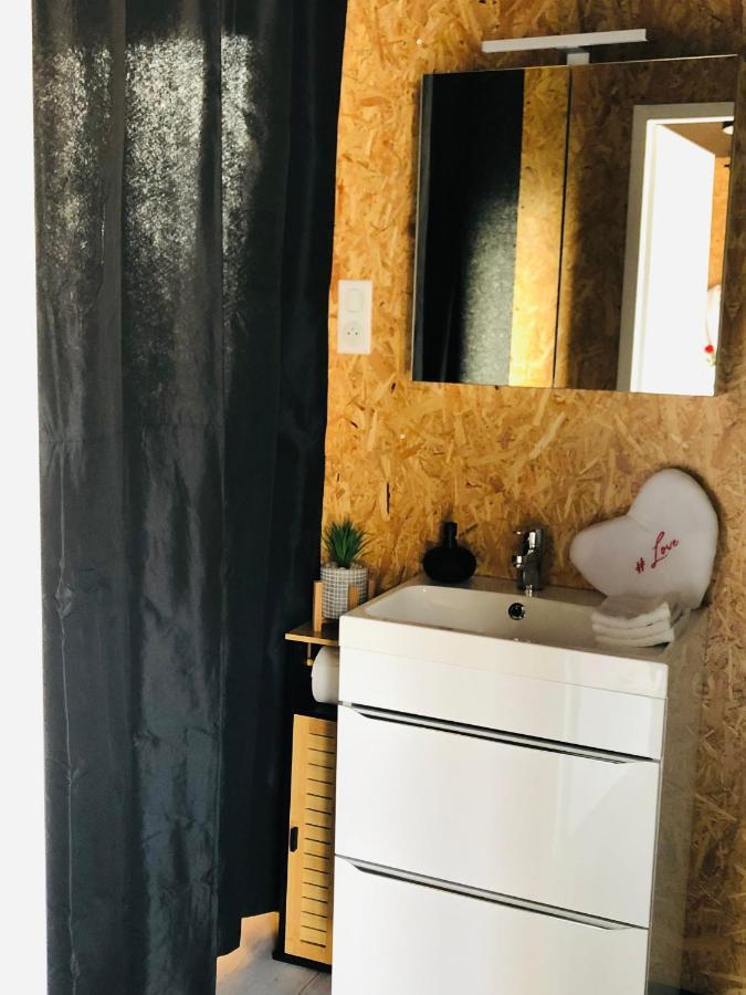 Mini Love Room Jacuzzi Privatif Urimenil Ngoại thất bức ảnh
